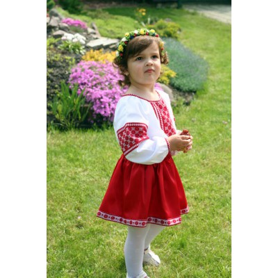 Embroidered costume for girl "Red Story"